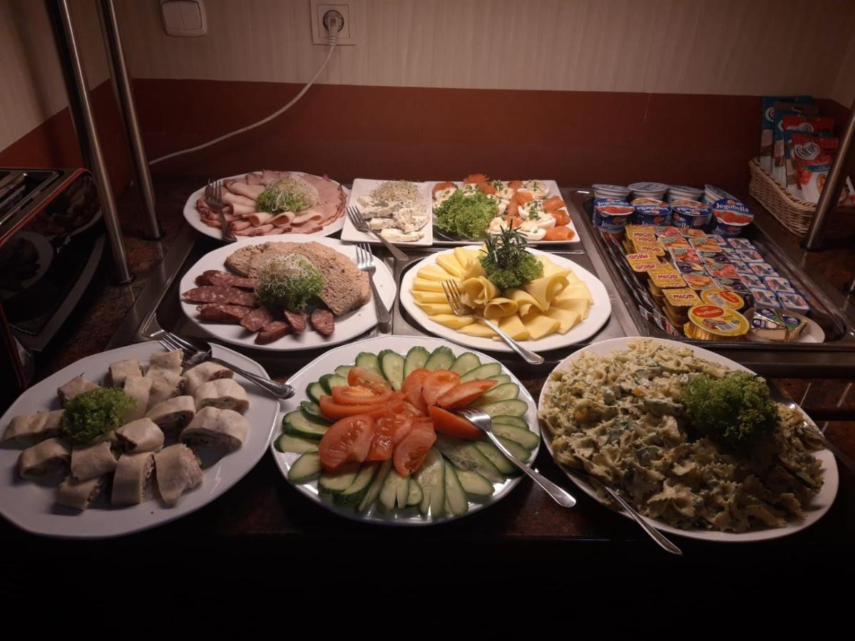 林德酒店 Malnia 外观 照片